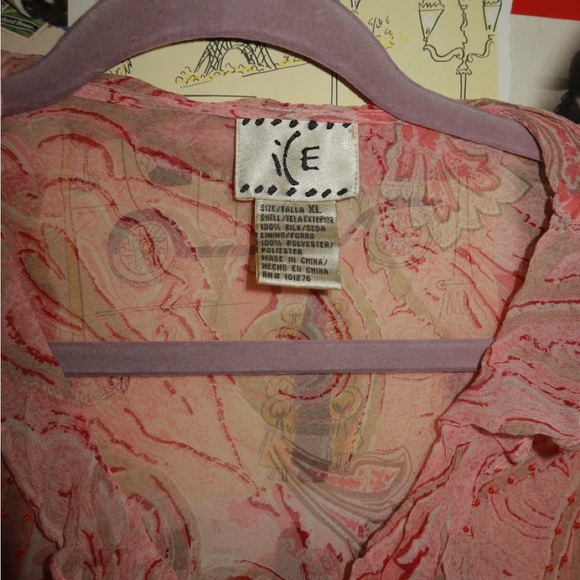 Pink Paisley beaded top - Picture 5 of 6